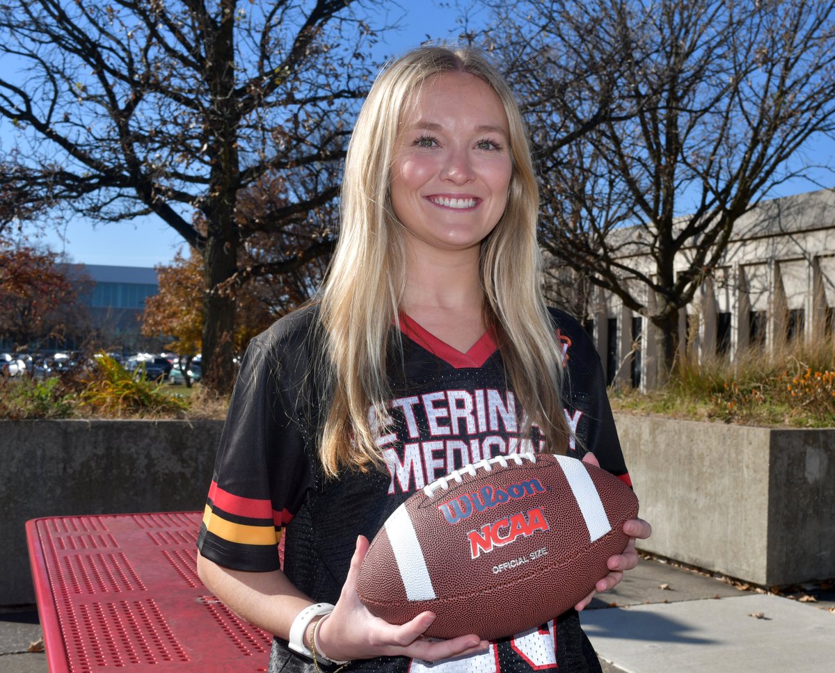 30 SECONDS FROM GLORY. A once-in-a-lifetime opportunity awaits Creed King when the first-year Iowa State veterinary medicine student competes in the Dr. Pepper Tuition Challenge. #developdiscoverdeliver

vetmed.iastate.edu/story/30-secon…