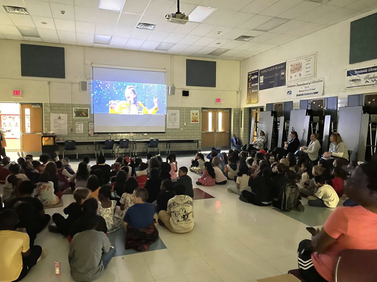 BrooksideBruins's tweet photo. Movie Day! We celebrated our students showing school-wide expectations and being their B.E.S.T.! They got to eat popcorn and watch the KPop Demon Hunters for a treat!
#brooksidebruins
#ChristinaCelebrates https://t.co/7yVNOjsEes