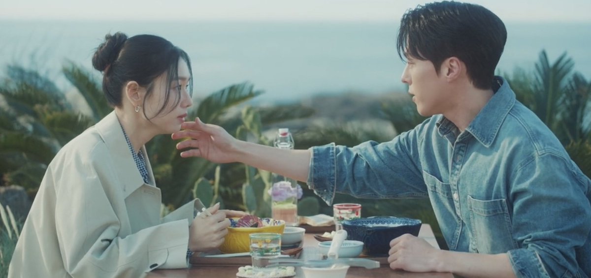 whiterosestea's tweet image. Loved the first two eps of #DynamiteKiss! The story is fun and flows so well. The romance unfolds with such natural charm and #JangKiYong #AhnEunJin have unexpectedly impressive chemistry. I’m so happy to finally find a drama I enjoy this much

#DynamiteKissEp1 #DynamiteKissEp2