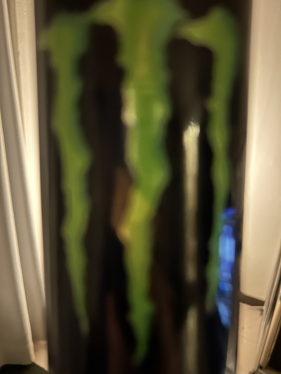 ストーリー性がある投稿はバズりやすいと聞きましたが、バズりません。

何が悪かったのでしょうか？

youtube.com/live/Cpoki7J_A…
#原神 #配信 #孤独