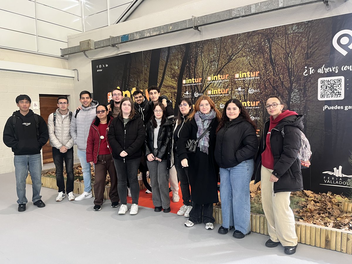 gregorioferva's tweet photo. 💚 Fin de semana intenso y lleno de aprendizaje para nuestro alumnado de #GIAT en #INTUR, una de las ferias de turismo de interior más importantes 🌍✨

#TurismoDeInterior #FormaciónProfesional #FuturoDelTurismo #Turismo #Vocación #Hostelería #SomosGF https://t.co/q1ff85xCif