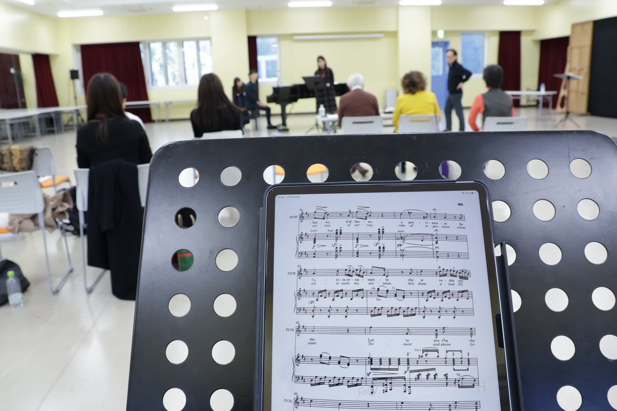 マスタークラスの最終日は、明日行う披露演奏会のリハーサルとレッスンを行いました♪

1週間を通して積み重ねてきた学びと経験が、受講生の皆さんの中でしっかり実を結びはじめています。
明日の披露演奏会をお楽しみに✨