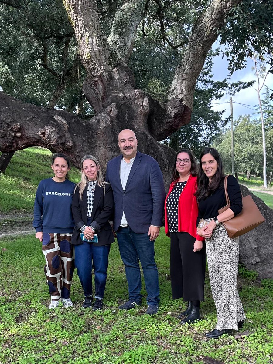 ROSTOS's tweet image. Barreiro - V Edição do Concurso «Um Ano pelo Ambiente»
Participaram 27 entidades com 53 trabalhos
rostos.pt/inicio2.asp?cr…