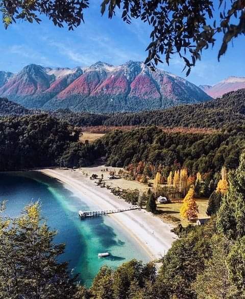 turisargentina's tweet photo. "La aventura siempre vale la pena" ✨🙌 Villa La Angostura, Neuquén 💙🇦🇷💦

Fotos de Centro de informes https://t.co/pjoz9jgPKa