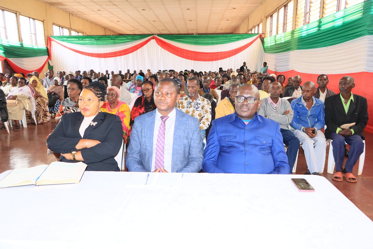 Onpr2018's tweet image. #Burundi #OnprInnovation L'Assistante du Ministre du Travail, de la Fonction Publique et de la Sécurité Sociale, Mme Emérencienne TABU, vient de procéder au lancement officiel des activités du recensement physique des bénéficiaires de l'#ONPR de 2025, ce 17/11/2025 à @Gitega.