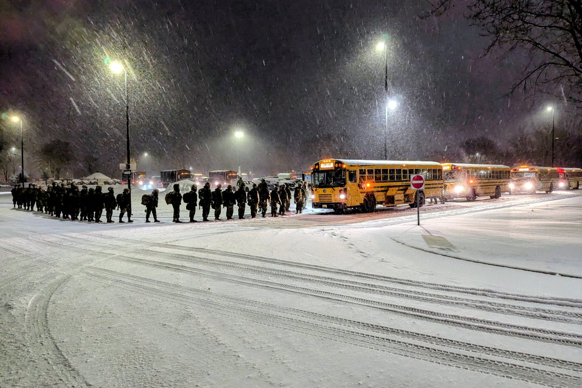MarcKieley's tweet photo. Held a quick parade at 0530 to mark CAF Basic Training being full this week, with 27 platoons in St-Jean and another 2 at our division in Borden.

Now it's off to a snowy week in Farnham for 8 of those platoons. Hopefully they remember the key is to dress in layers! https://t.co/hjnmHF7gWN