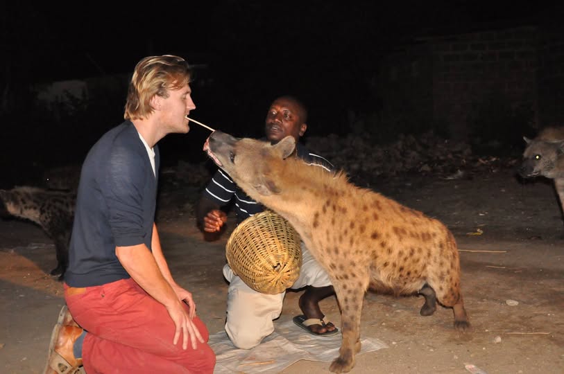 Exoticethiopian's tweet image. Why You Should Never Visit Harar… Until You’re Ready for Pure Magic!
web.facebook.com/share/p/1AFVo4…
#VisitEthiopia #HararHyenas #TravelInspiration #BucketListEthiopia #UNESCOHeritage #AdventureAwaits #FeelTheThrill #ExperiencingYourChoices #TravelTrends2025 #BookYourTripNow