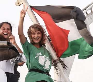 Don't scroll,   Reply with "Free Palestine"