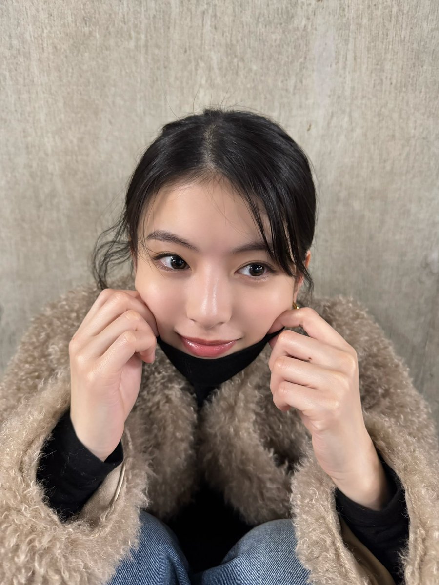 出口夏希 tweet media