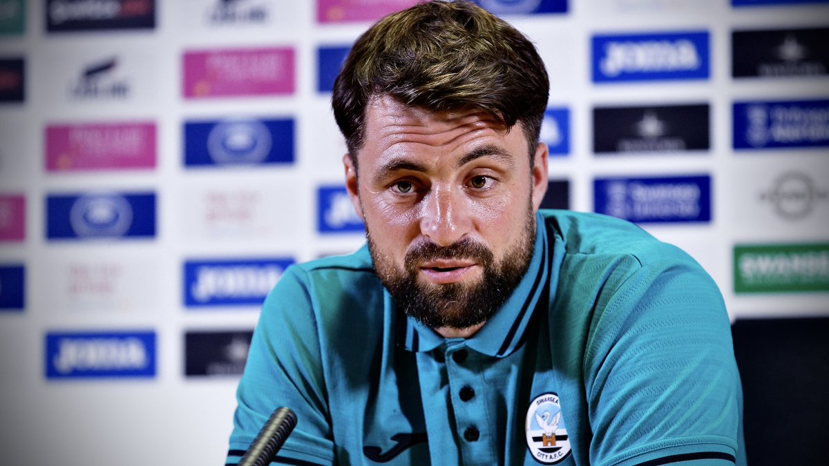 onlyswanss's tweet image. 🗞️ 𝙐𝙥𝙙𝙖𝙩𝙚

Russell Martin is now the bookies favourite to make a sensational return to Swansea City.

Martin had already made clear to the Swansea hierarchy that he would be interested in a return after Sheehan’s sacking, but the club’s focus had been on the appointment of…