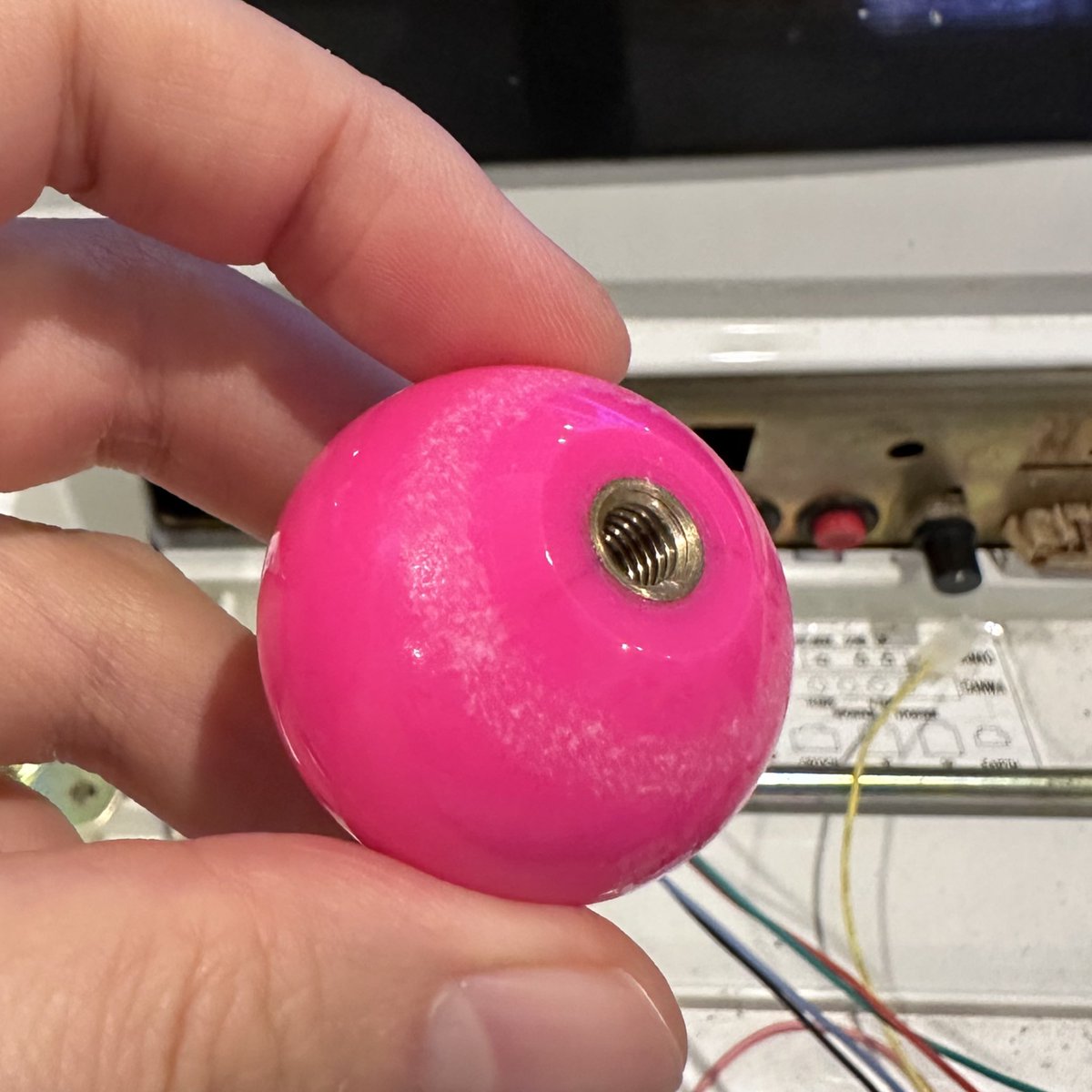 ゲーセンによくあるクリスタル？ ゲーセンによくあるクリスタル？