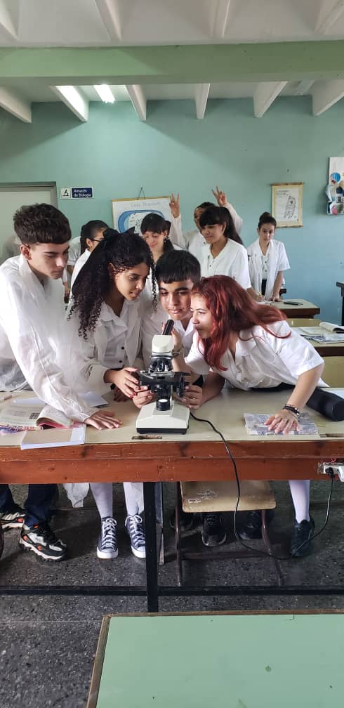 Celebramos hoy el Día Internacional de los estudiantes. Una fecha que sirve de inspiración para quieres tienen en sus manos el futuro. Muchas felicidades!  #ArtemisaJuntosSomosMás #15AñosArtemisa #CubaMined <a href="/GladysArtemisa/">Gladys Martínez Verdecia</a> <a href="/GobiernoArt/">Gobierno Provincial de Artemisa</a> <a href="/JuanBertico/">Juan Alberto Rodriguez</a> <a href="/naimatrujillob/">Naima Ariatne Trujillo Barreto</a>