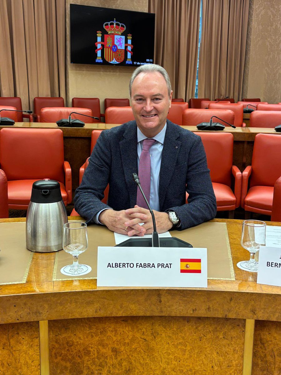 Alberto Fabra tweet media