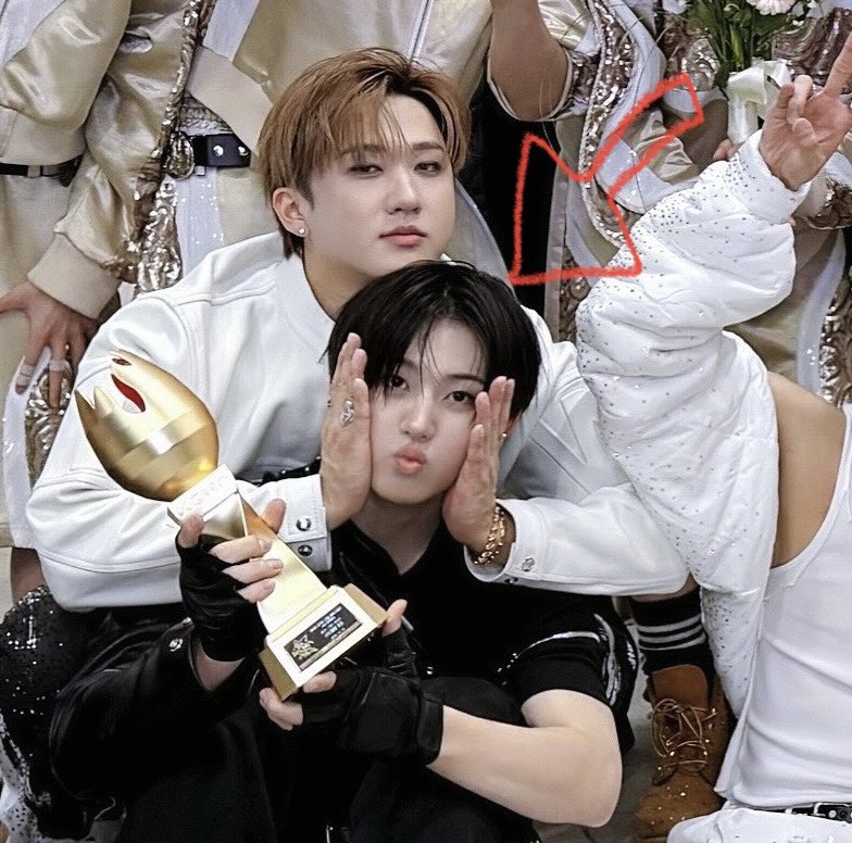 しゆ☆OT8∞DO IT (@beni_murasaki) / Posts / X