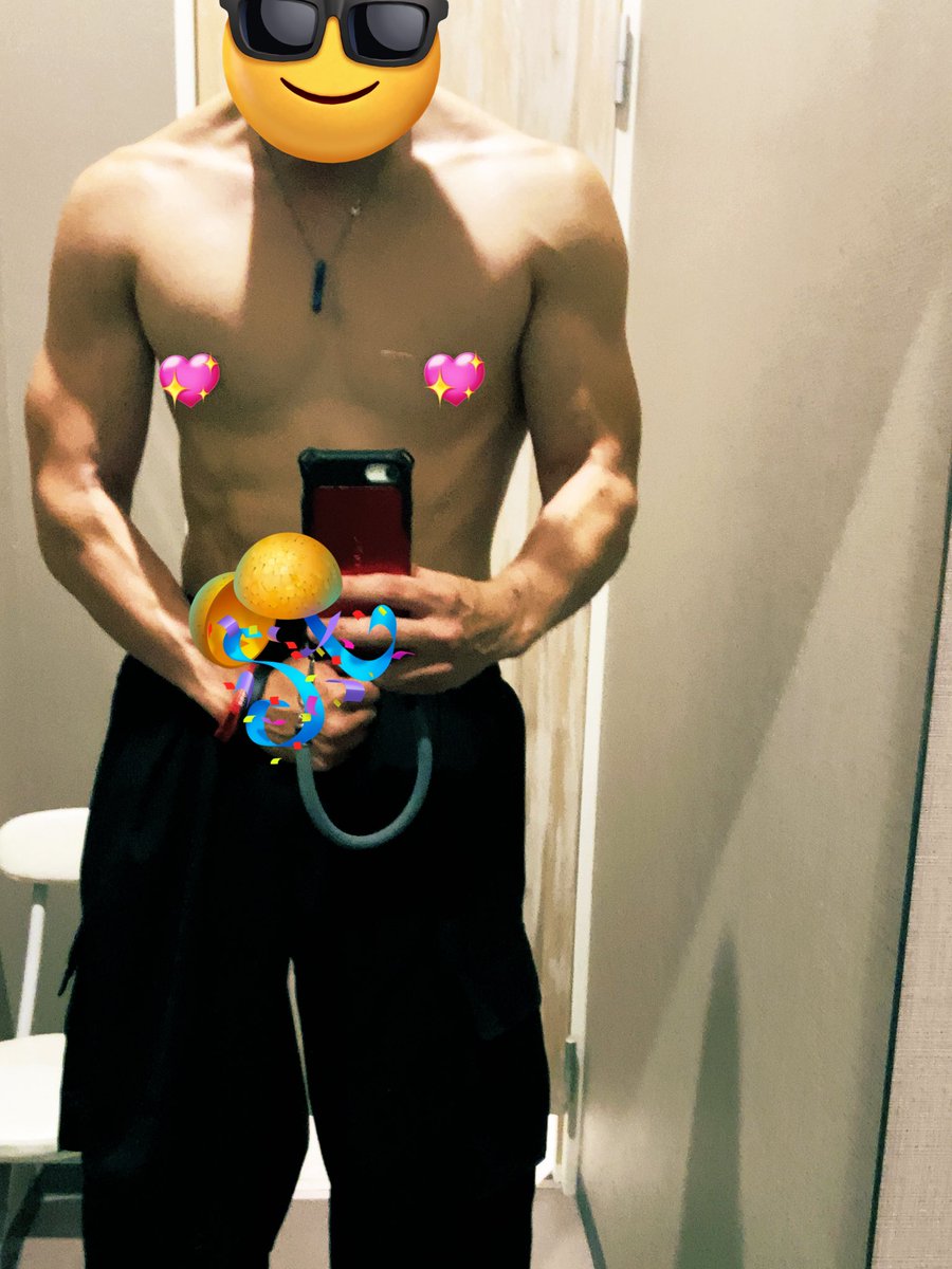 ROCKYcoltpython's tweet image. 一週間風邪やらミスドやらマックやらゲームやらの諸々で筋トレ出来なかったので
今日からまた頑張ります！