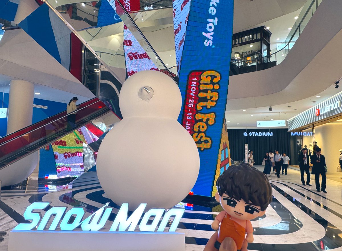 とりあえず一旦来てみた🇹🇭 #SnowMan1stPOPUP_BANGKOK
