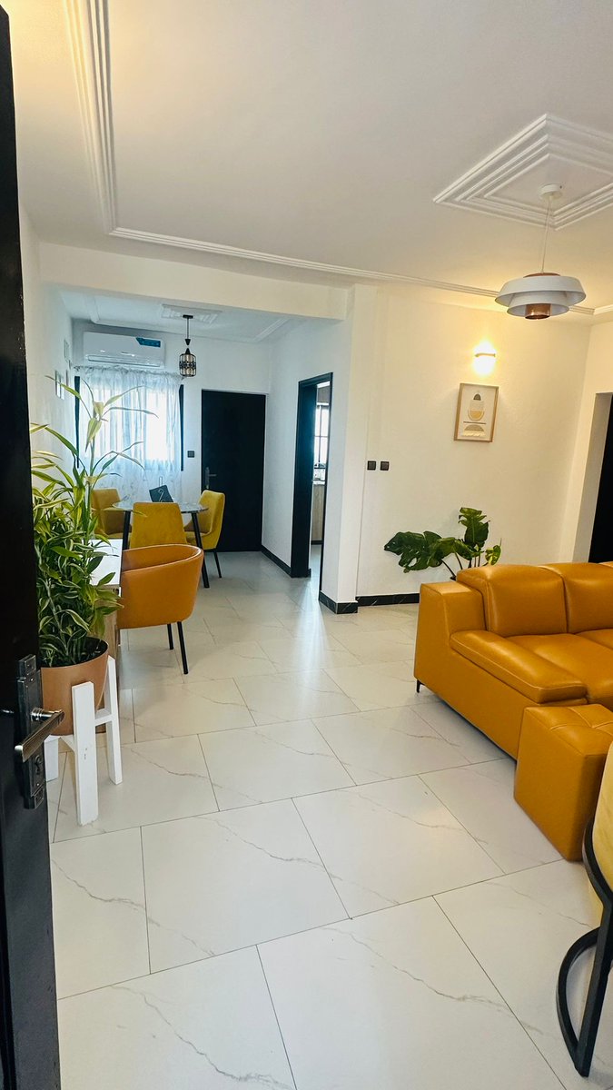 GlennMon__'s tweet photo. Visiting Limbe is this Holiday??.
UNIC NEST ACCOMMODATIONS is here.
Your home away from home. 
DM to Book your stay with us today. 
Apartments and Studios available.

A thread. https://t.co/3DyRTlezJC