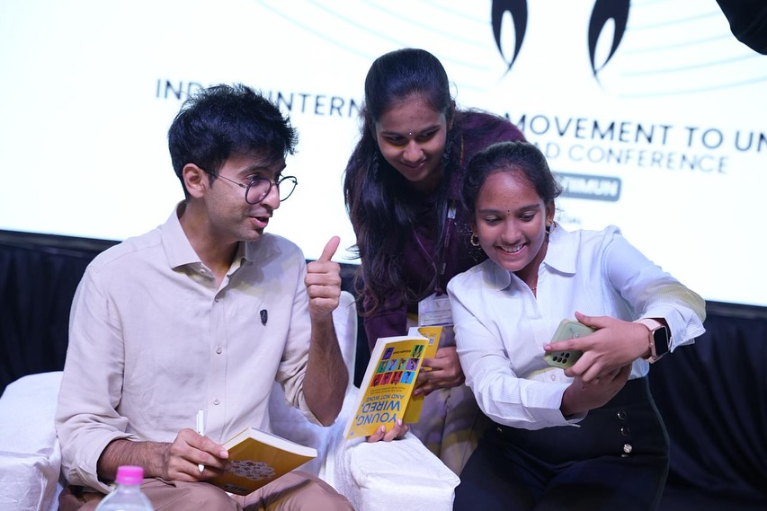 iimunofficial's tweet image. Aura farmed with 1,500 leaders of tomorrow- infinite questions, unstoppable curiosity, and a vibe richer than their biryani.

Hyderabad, you were truly Young, Wired and not Woke.

#indianauthor #nonfiction #selfhelpbooks #bookstragram #bookstagrammer