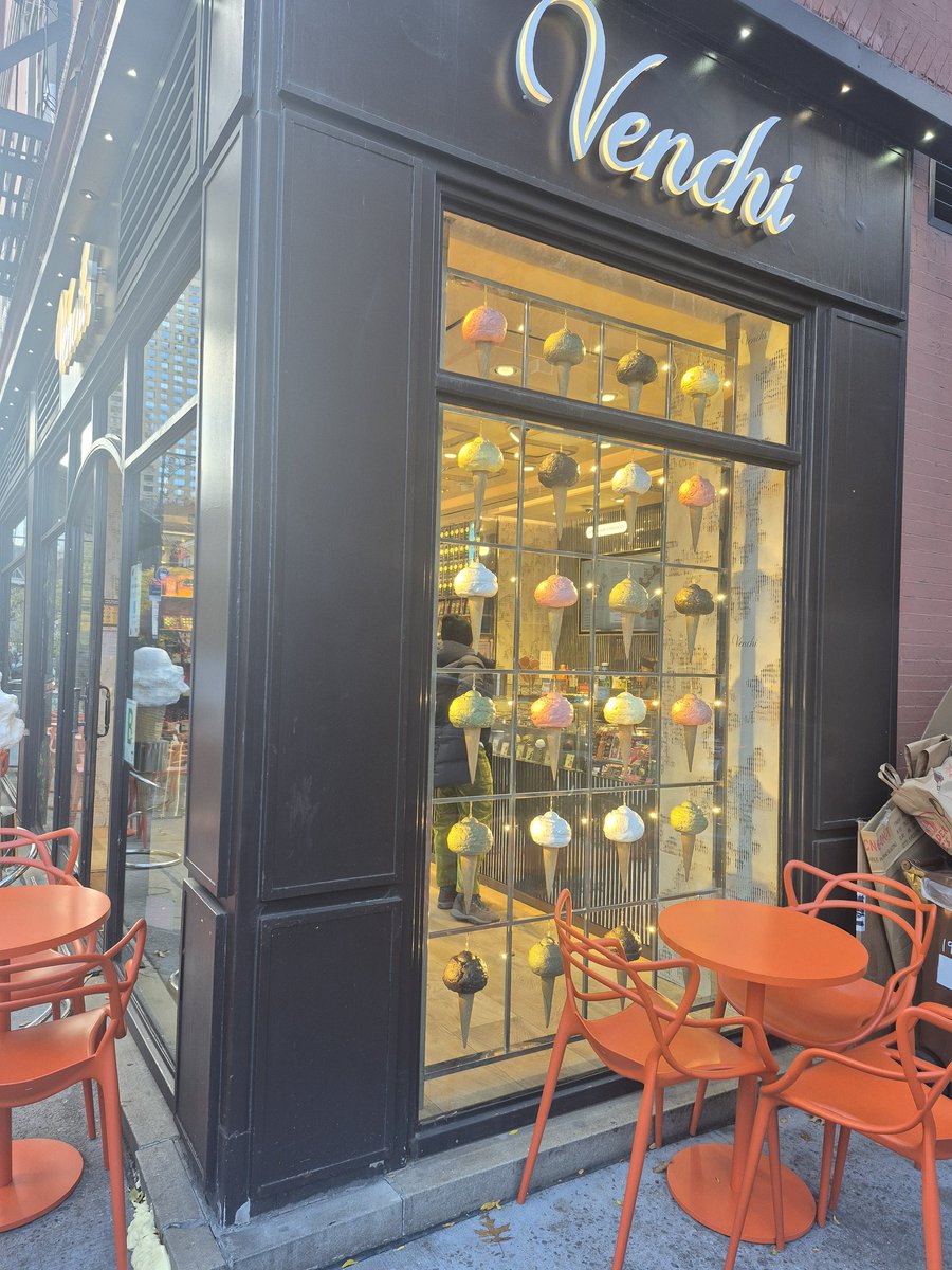 idit_lev's tweet image. ניו יורק,
נעמת לי מאוד.
החברים והחברות
התפילות
המוזיאון, הרחובות וגם הקניות.
להתראות במרץ