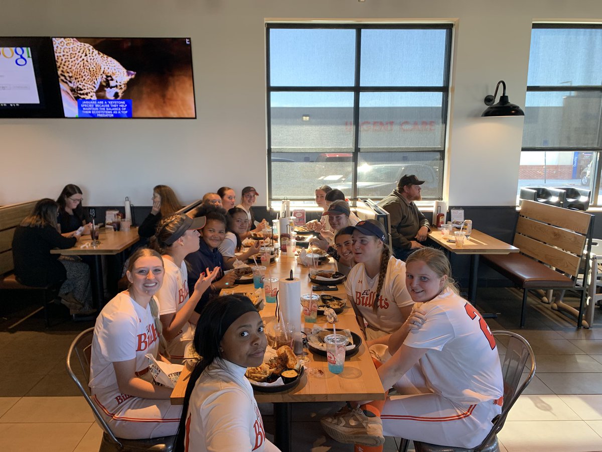 cobb_Mont's tweet photo. EC Bullets Montgomery-Stubbs had a great weekend in Elijay at The Southern Showcase! Good fellowship, good college exposure, and closed the weekend out in the Championship game. Fantastic job, ladies!!! @EastCobbBullets @ExtraInningSB @topflighttourn https://t.co/RhY6ZyKOfn