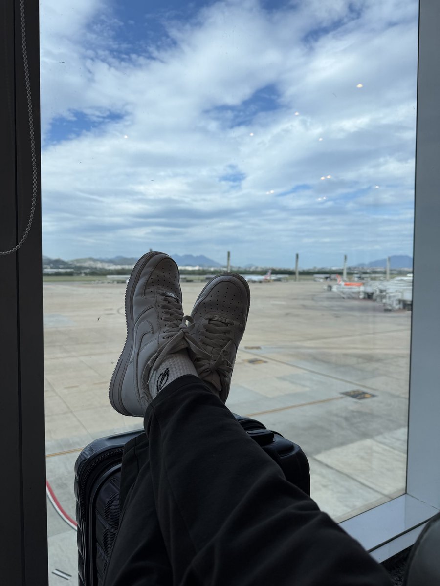 Heading to BA for <a href="/EFDevcon/">Devconnect ARG - the first Ethereum World’s Fair</a>. Right in time for Stellar Asado 🥩💫 

<a href="/BuildOnStellar/">Build on Stellar</a> <a href="/Stellar_Brazil/">Stellar Brazil</a> 

🇧🇷-&gt;🇦🇷