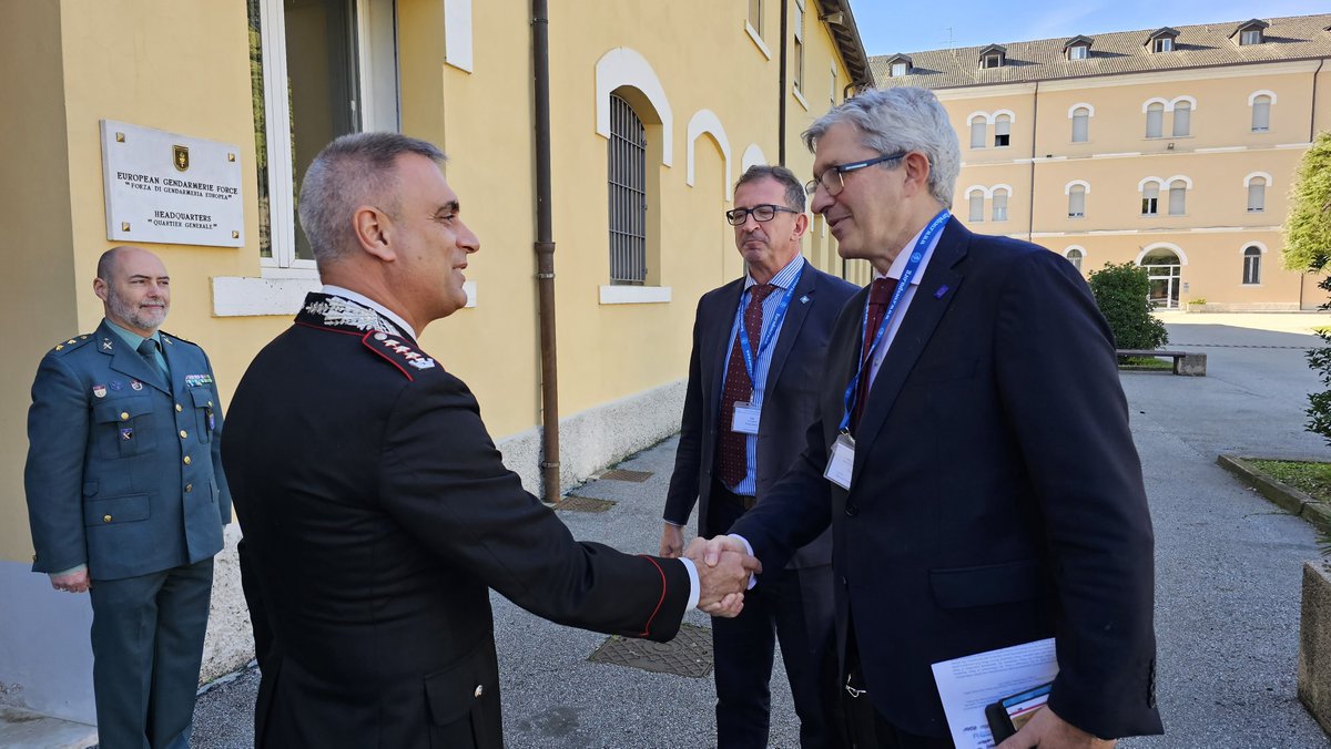 Mr. Ó Regan, Head of the European Security and Defence College #ESDC,  recently visited the #EUROGENDFOR HQ in Vicenza. Upon being welcomed by a  EUROGENDFOR's committee, the purpose of this visit was, image size:1200x676