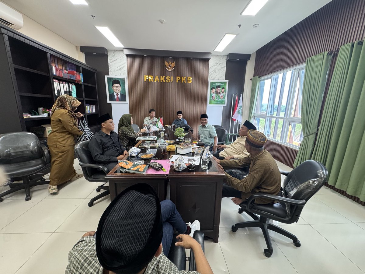 em_muhri tweet media