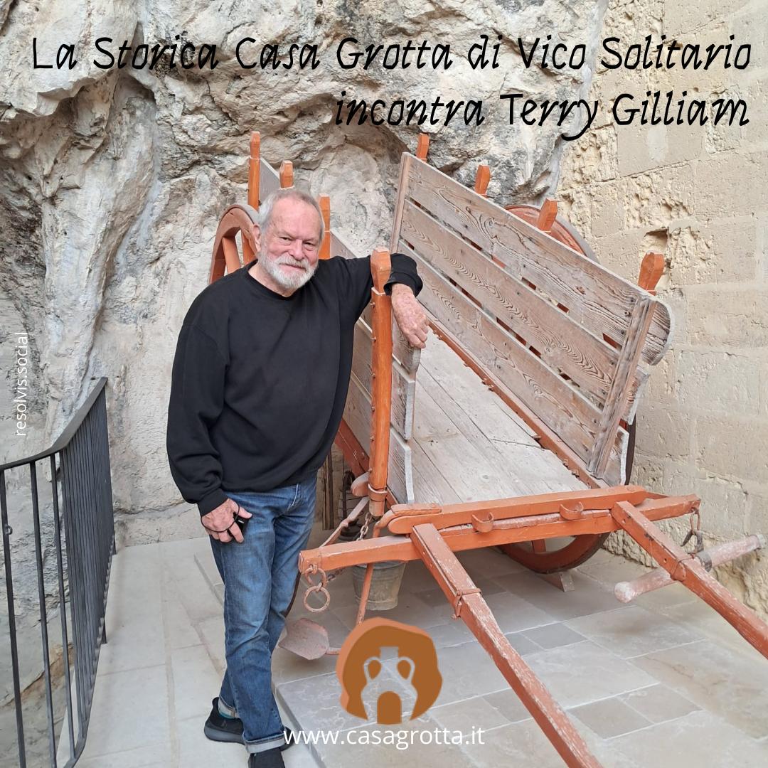 CasaGrotta's tweet photo. La Storica Casa Grotta di Vico Solitario incontra Terry Gilliam

Il grande regista visionario Terry Gilliam, unico componente americano dei Monty Python e autore di capolavori come “Brazil”, ha visitato la Storica Casa Grotta di Vico Solitario nei Sassi. https://t.co/KTF7OM9QGR https://t.co/GH1pTvAHC1