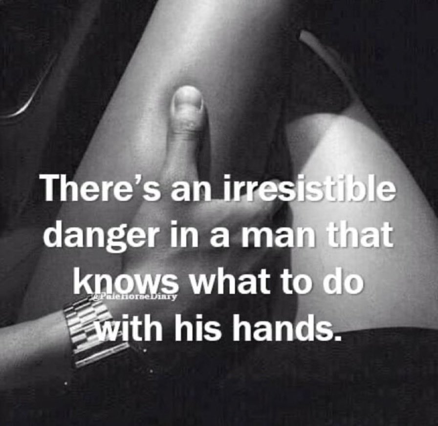 Happy #ManhandMonday. 💋🦋