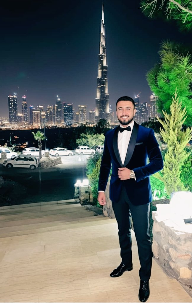 Bir yıldız gibi kayarım hayatınızdan, yapabileceğiniz tek şey; dilek tutmak olur.