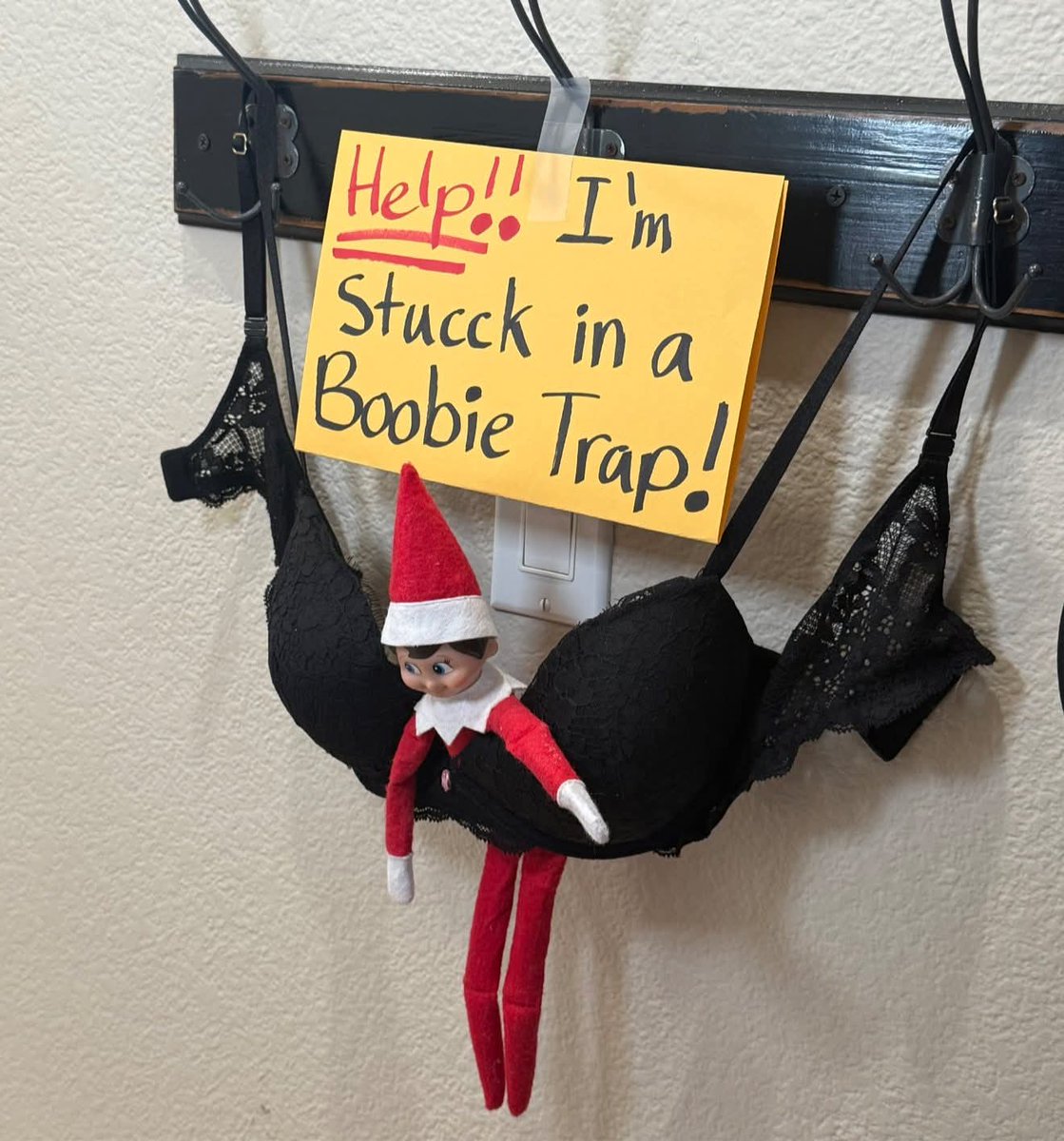 THE BOOBS ARE OUT IN FORCE....DON'T GET DISTRACTED! 

The Triple D campaign.....by our adversaries is to:

#DIVIDE
#DISCREDIT
#DECEIVE 

#MMTLP we are SMARTER, STRONGER &amp; NOT STOPPING! 

Let's FINISH THIS! 
WHAT'S THE SHARE COUNT!!! 

Don't be a BOOB and let them confuse the