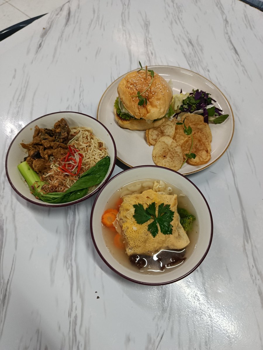 b6dmenn's tweet image. This:                                             to this:
Making food, making the money, making the future. Go make chef proud🍴
#stepbystep #ekstrimkuliner