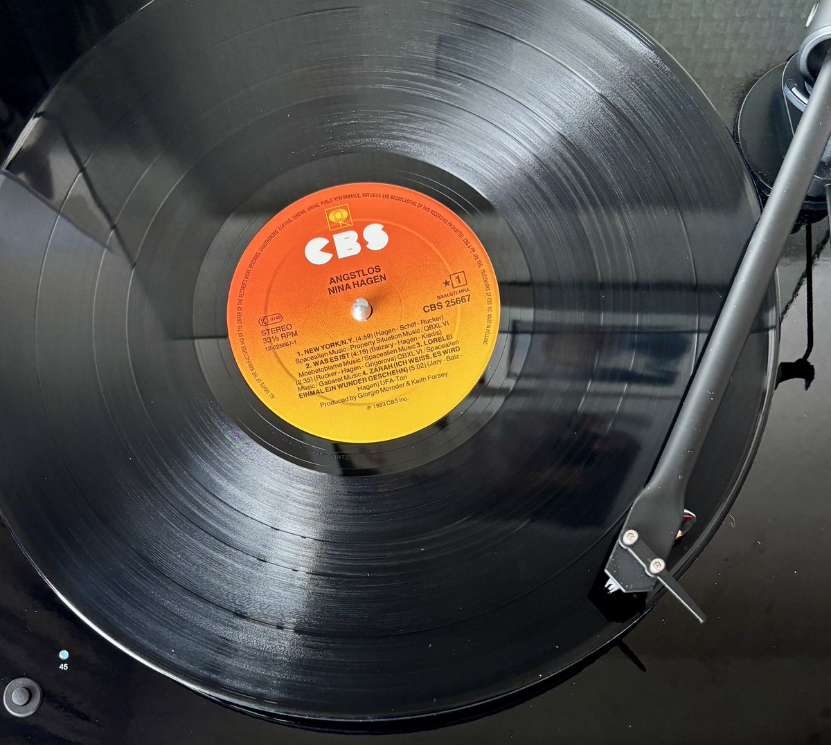 purplefunker's tweet image. 🔥Nina Hagen • Angstlos🔥

1983 Dutch Vinyl Pressing
German Vocal Version

Produced by Giorgio Moroder @giorgiomoroder 

#NowPlaying #NinaHagen
#GiorgioMoroder #VinylAddict