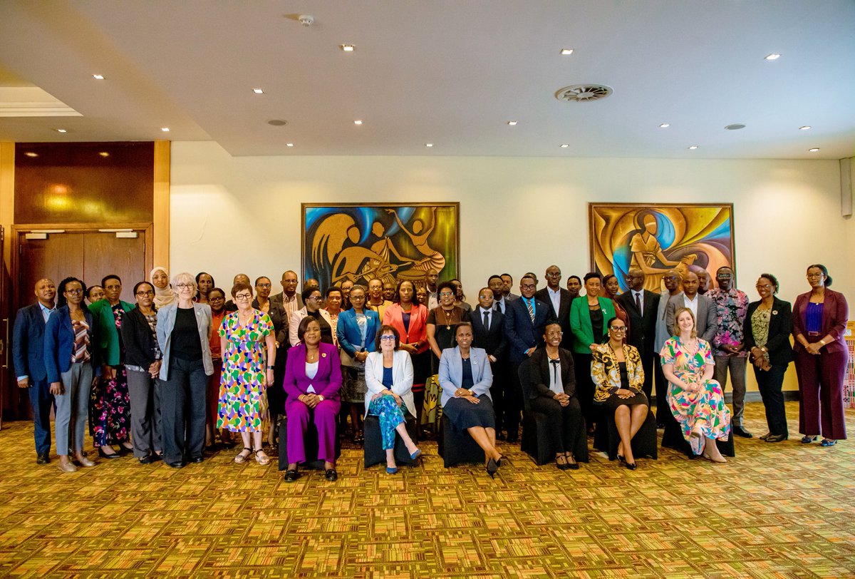 Les parlementaires rwandais  prennent part à un séminaire de deux jours organisé par le Réseau des Femmes Parlementaires de l’<a href="/APFfrancophonie/">APF. Francophonie</a>, consacré au thème : « La budgétisation sensible au genre ».

« La budgétisation sensible au genre, au #Rwanda comme ailleurs, ne vise