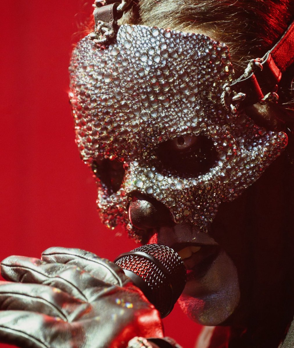 PapaVPerpetua's tweet image. A DIFFERENT EXPRESSION OF THIS PERPETUA PHOTO DROPPED ARE YOU KIDDING