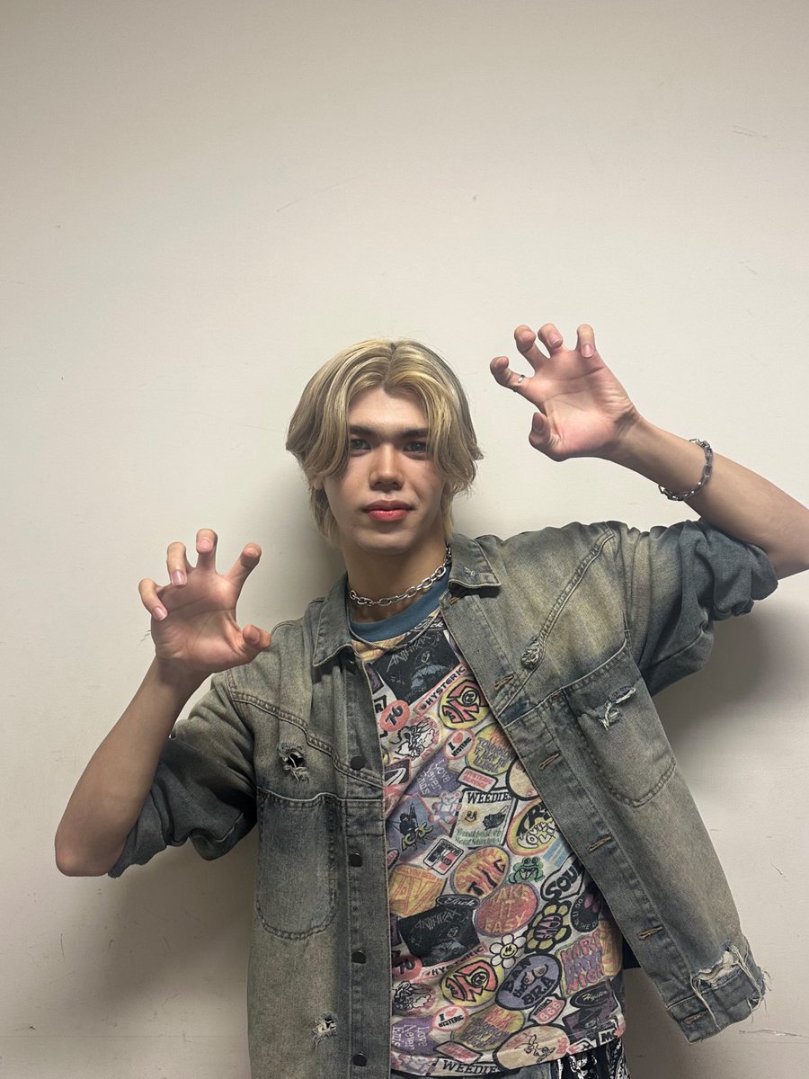 njs_myuji's tweet image. IN THE HOUSE ＠汐留シオサイト
ありがとうございました！
週のスタートからライブできて幸せ〜でした！
初めましての方も今日も来てくれた方もみんなありがとう🔥
次は名古屋でお会いしましょう🍤
#NJS #NEWJPNSWING #荻野未友治