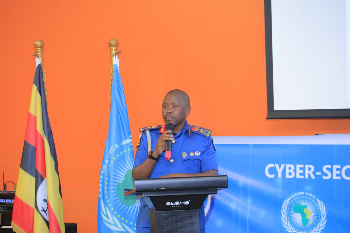 EASF4Peace's tweet photo. EASF kicks off a regional workshop in Kampala to boost awareness on cyber threats & online radicalization. Guest of Honor Brig Gen David Gonyi, Chief of Staff of the UPDF Air Force, urges stronger collaboration among youth, policymakers & security agencies. Building a safer digital future for Eastern Africa.
 #CyberAwareness #EASF #APSA #Uganda
