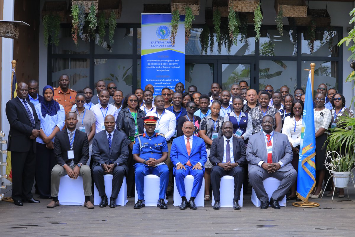 EASF4Peace's tweet photo. EASF kicks off a regional workshop in Kampala to boost awareness on cyber threats & online radicalization. Guest of Honor Brig Gen David Gonyi, Chief of Staff of the UPDF Air Force, urges stronger collaboration among youth, policymakers & security agencies. Building a safer digital future for Eastern Africa.
 #CyberAwareness #EASF #APSA #Uganda