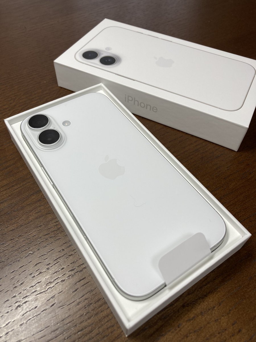 takassy7's tweet photo. サガンティーノなのでiPhone17を購入しました☆ https://t.co/kvLwkSdujp