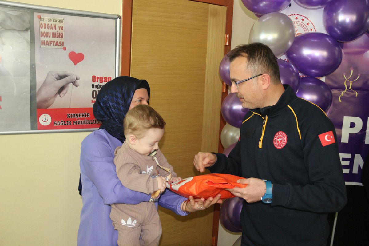 17 KASIM DÜNYA PREMATÜRE GÜNÜ
17 Kasım Dünya Prematüre Günü nedeniyle Kırşehir Eğitim ve Araştırma Hastanemizde etkinlik düzenlendi.