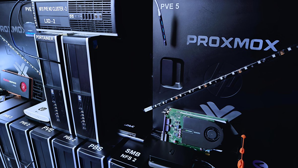 BlablaLinux's tweet image. 1/4
🏡 Bienvenue dans le &quot;Homelab&quot; où l&apos;impossible devient fiable ! 🐧

Mon cluster ProxmoxVE, c&apos;est l&apos;équivalent de la cour des miracles de l&apos;informatique. On parle de machines hétéroclites (Desktop, Laptop...) qui n&apos;étaient absolument pas destinées à faire de la...