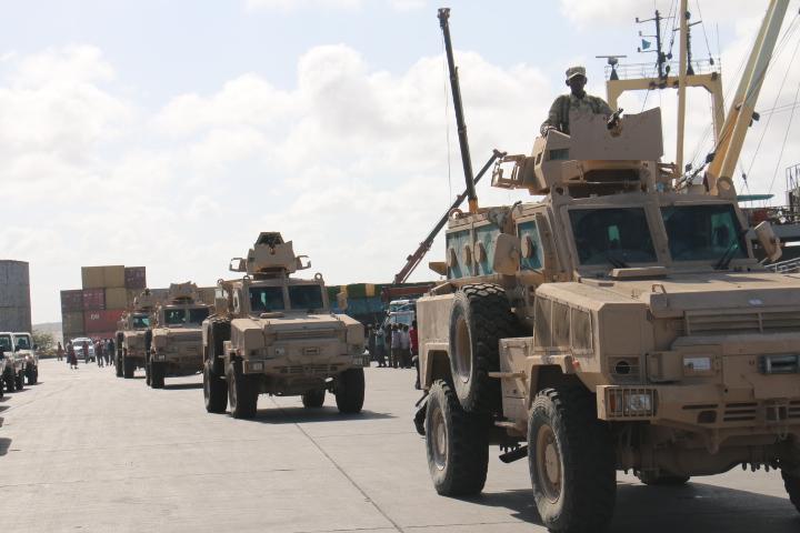 wacdar's tweet image. #BREAKING 
 
Al-Shabaab fighters are reportedly withdrawing from Jamaame after days of clashes. Somali Joint Forces have secured the Araare Bridge and key roads, effectively encircling the town in southern #Somalia.

The operation demonstrates the coordination and strength of…