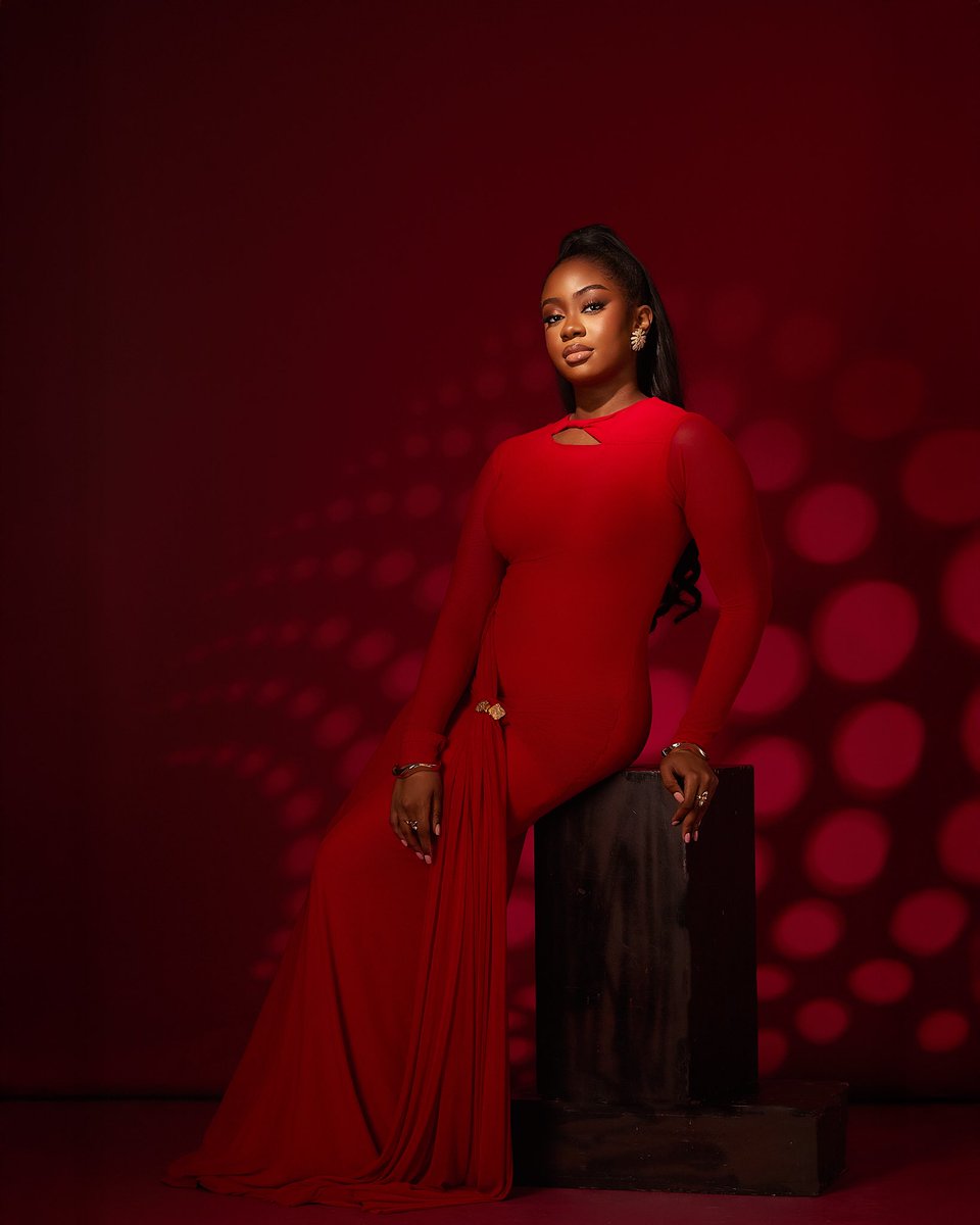 pauls_portrait's tweet image. The light was right, the mood was soft, and the shoot was fun NGL