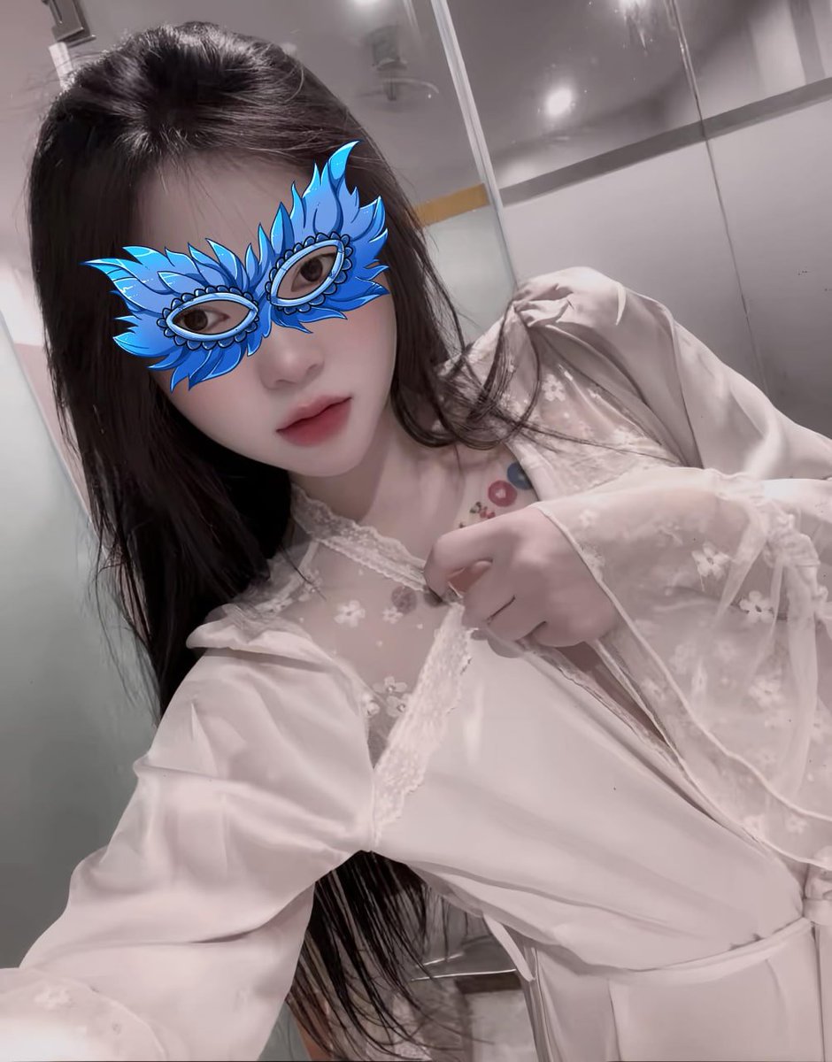 fwbtoanquoc102's tweet photo. 💥Xin chào mọi người ! em sinh năm 2k2 hiện tại đang làm việc ở Ninh Bình 
👉Là một cô gái cá tính, không vòng vo. Kết nối để trò chuyện vui vẻ, hợp vibe thì tiếp tục, không thì vẫn là bạn. Tôn trọng – thoải mái – rõ ràng.”
#ONS #Ninhbinh https://t.co/nJj8t1jgSA