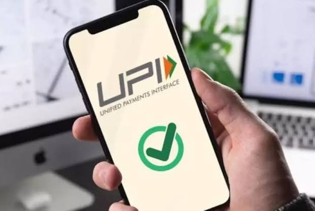 beatsinbrief's tweet image. 🚨 Facts about India’s UPI the world should know

&amp;gt; UPI now processes ~7,730 transactions every second
&amp;gt; UPI has overtaken Visa in daily real-time transactions
&amp;gt; UPI handles 640M+ daily transactions vs Visa’s 639M