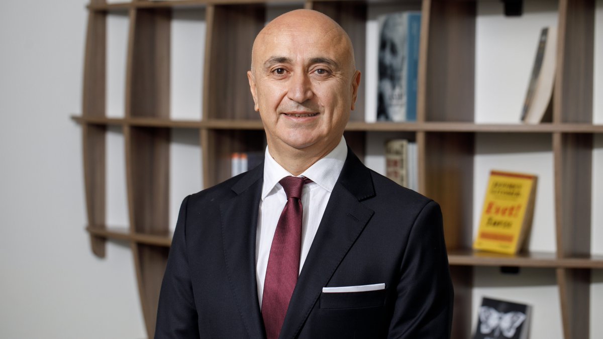 Borusan Grubu’nda Üst Düzey Görev Değişimi
Borusan Grubu’nda CEO’luk görevini yürüten Erkan Kafadar, görevini Özgür Günaydın’a devredecek.
mallreport.com.tr/2025/11/17/bor…