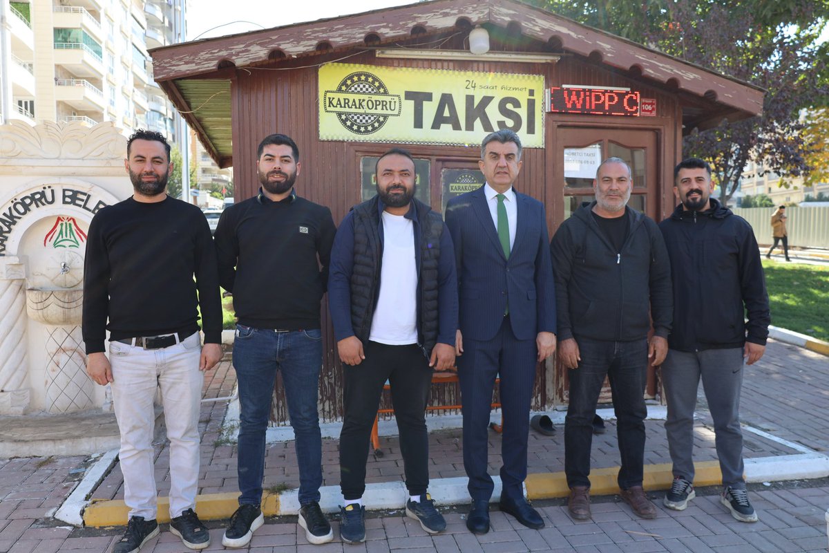 İl Başkanımız <a href="/milhamigunbegi/">M.İlhami GÜNBEGİ</a>, taksi durağı esnaflarımızı ziyaret etti. Hayırlı işler diledi, gönül sohbetlerine ortak oldu.

Tüm esnaflarımıza hayırlı işler bereketli kazançlar dileriz.

#30GündeŞanlıurfa
<a href="/akpartiurfa/">AK PARTİ ŞANLIURFA</a> <a href="/Akparti/">AK Parti</a> <a href="/abuyukgumus/">Ahmet Büyükgümüş</a> <a href="/hakanaksu058/">Hakan AKSU 🇹🇷</a> <a href="/farukaytek/">Faruk Aytek</a>