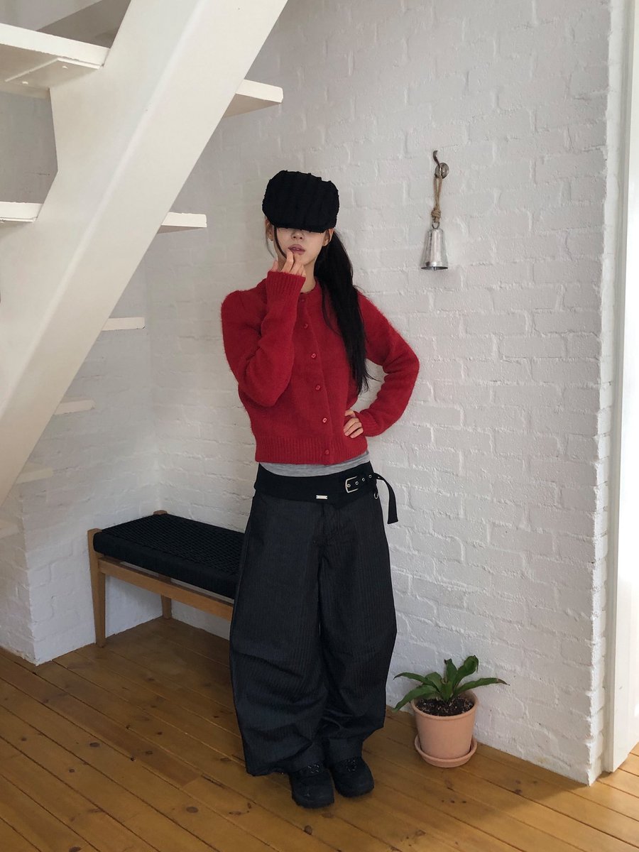 soreisord's tweet photo. 사심을 너무 담아서 릿킴이 반이에요 ..
원래 할인 잘 없는 브랜드라 눈에 불을 켜고 담음

블프 할인가 + 제 선착순 마넌 쿠폰 먹이면
타이즈 이런건 걍 이처넌에 살 수 있음 https://t.co/u9FC6eNHXM