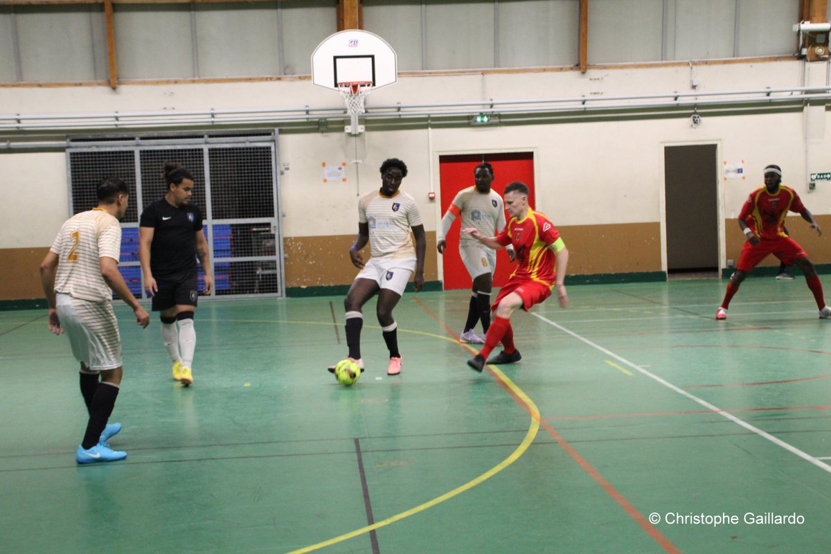 Championnat Régional 2 Futsal entre Le Mans Métropole Futsal et Trélazé Fala. <a href="/LigueFootLFPL/">Ligue de F⭐ ⭐tball des Pays de la Loire</a> 
#Futsal
