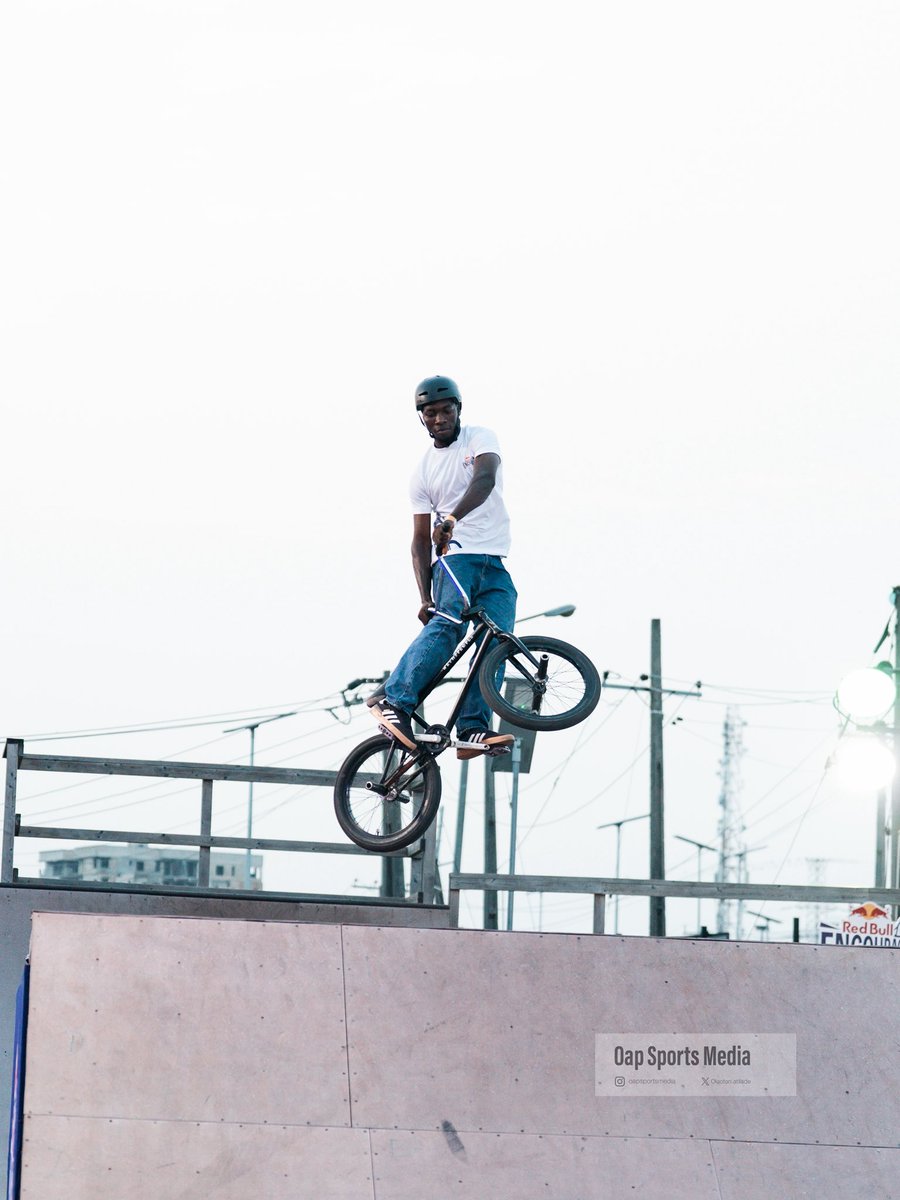 Olaotan_atilade's tweet photo. TEAM GEORGE came in hot and owned the park! 🔥🚴♂️
From explosive airs to clean technical lines, they brought nonstop energy to Red Bull Encouraged
Team chemistry on point.Skills on full display.Lagos felt it. 💥
Powered by @redbull
📸 ME
#BMXNigeria #RedBullEncouraged #LagosBMX https://t.co/FJLTHshlw6